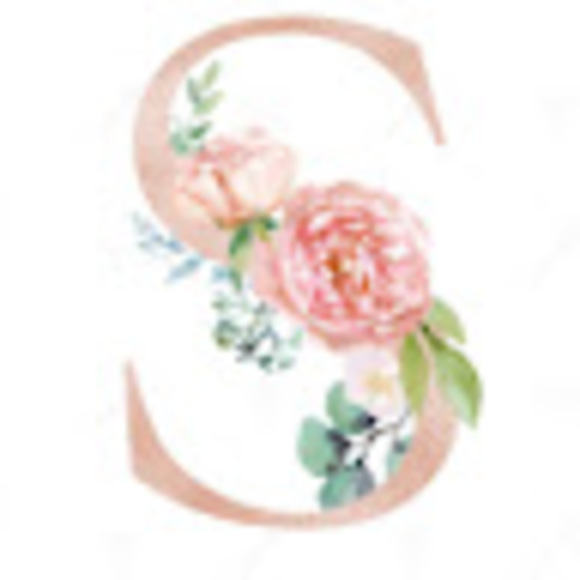 Meet your Posher, Suzannah - Picture 1 of 1